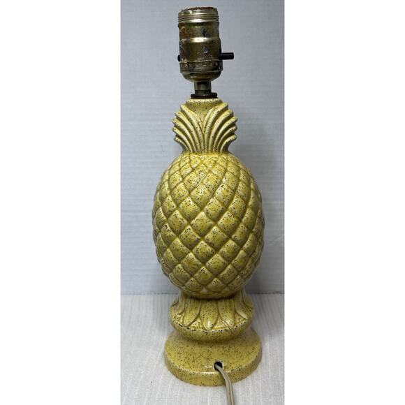 VTG Underwriters Laboratories Yellow Pineapple Ceramic Table Lamps - 2 MCM RETRO - Picture 11 of 16